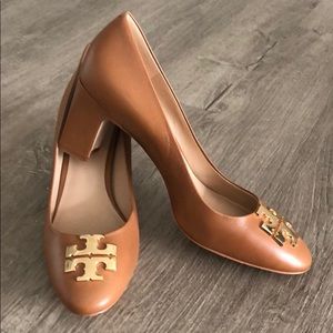 Tory Burch Brown Leather Pump